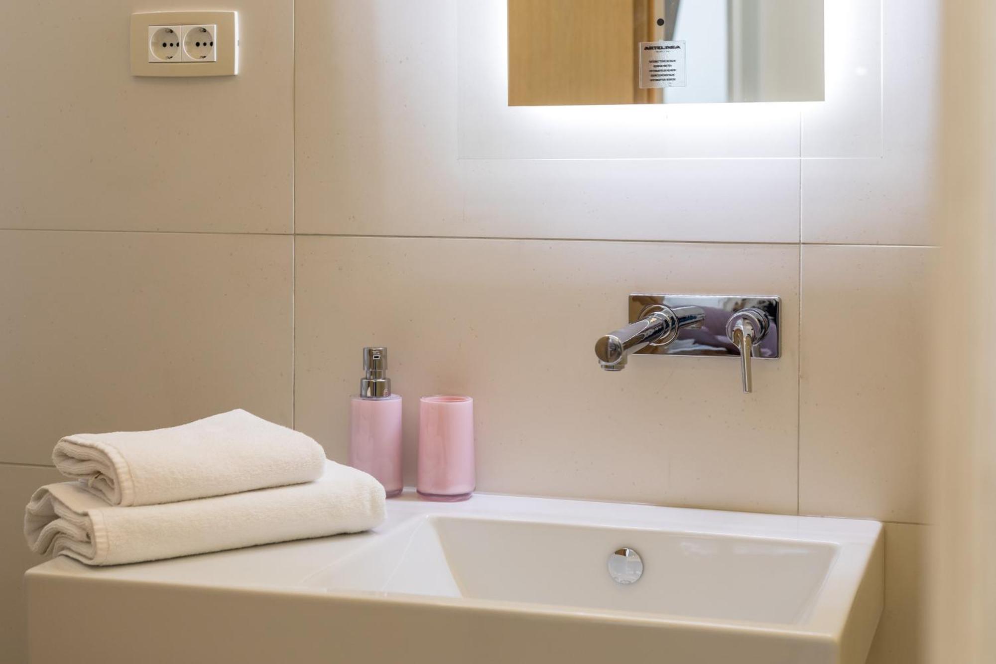 Maniva Old Town Luxury Rooms - Prime Spot By Riva Promenade Split Extérieur photo