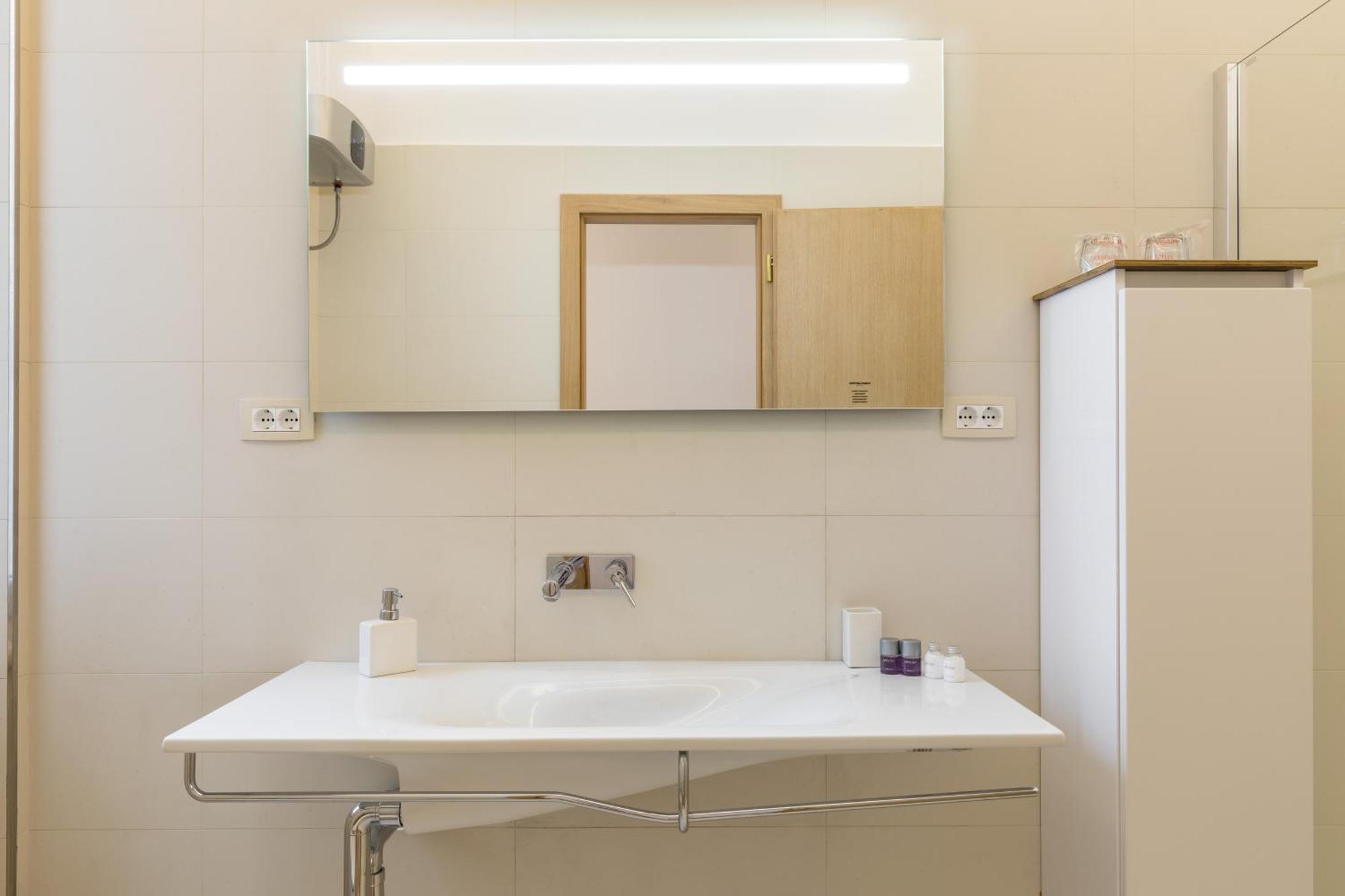 Maniva Old Town Luxury Rooms - Prime Spot By Riva Promenade Split Extérieur photo