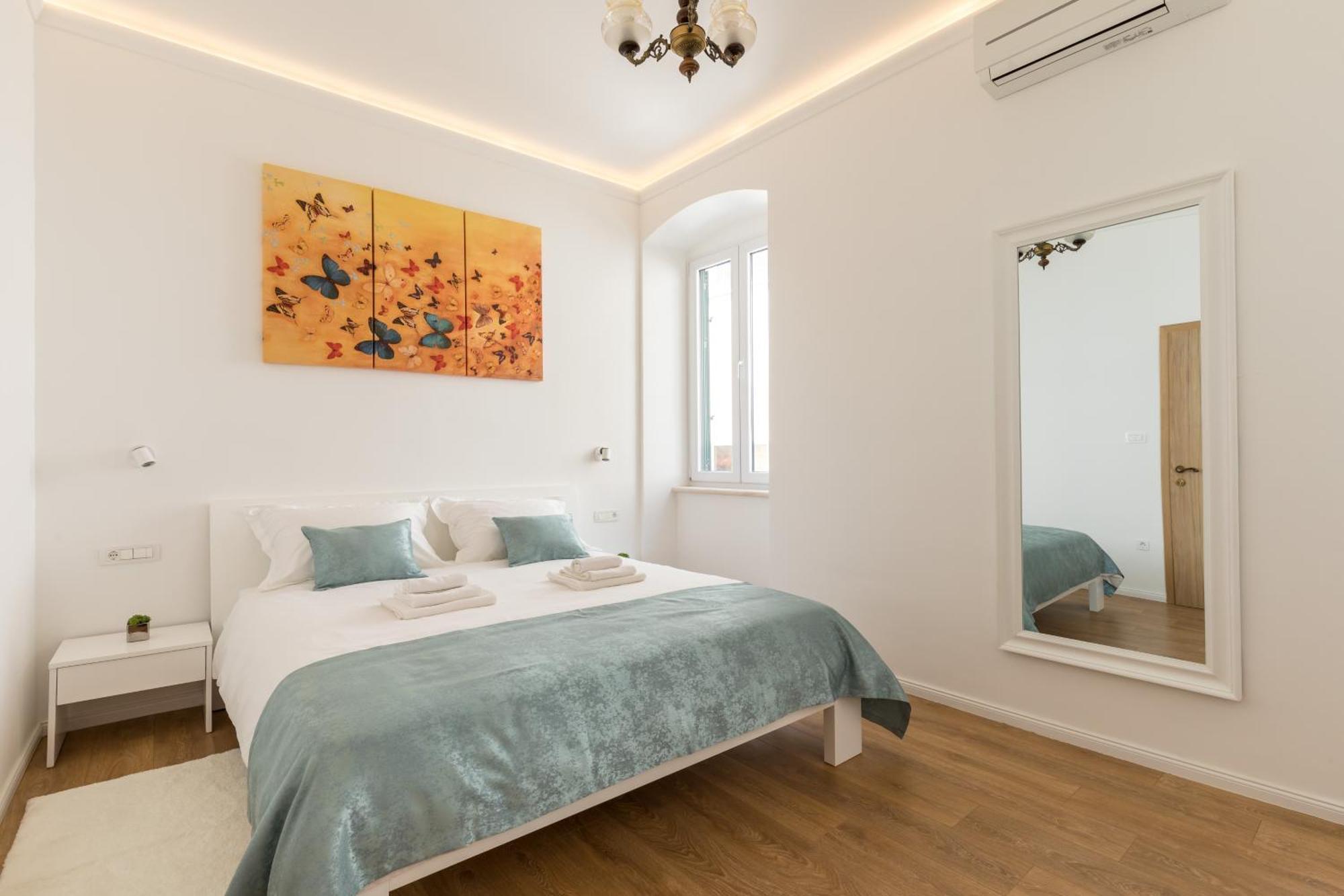 Maniva Old Town Luxury Rooms - Prime Spot By Riva Promenade Split Extérieur photo